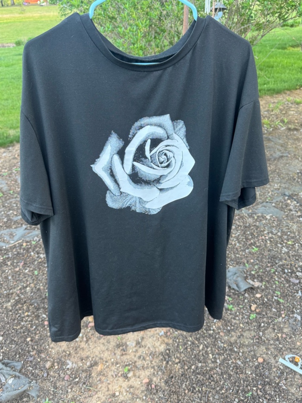 SHEIN Black T-Shirt with White Centered Rose for Rose or 🌹 to you.